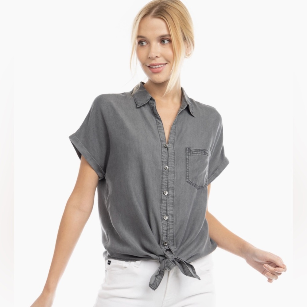 Short Sleeve Button Down Denim Tie Top Large